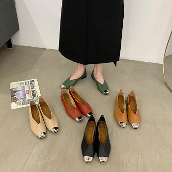 2023 new French style low-heeled square toe shallow mouth single shoes women soft-soled flat shoes