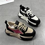 New   Style White Thick Sole Sports Shoes For Women - 6