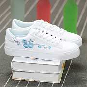 Cute floral embroidered sneakers for women - 2